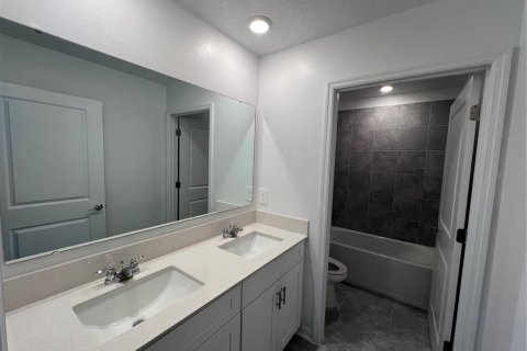 Villa ou maison à vendre à Winter Haven, Floride: 5 chambres, 209.4 m2 № 2388679 - photo 4