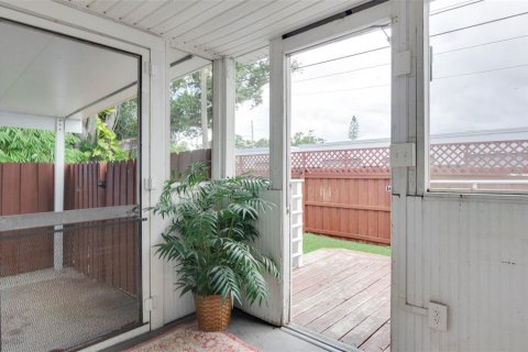 Casa en alquiler en Gulfport, Florida, 2 dormitorios, 53.51 m2 № 1853202 - foto 17