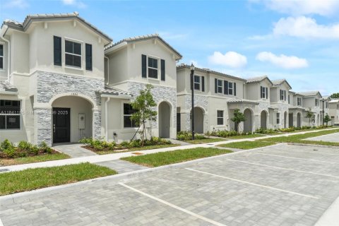Adosado en venta en Homestead, Florida, 3 dormitorios, 143.53 m2 № 1830295 - foto 9