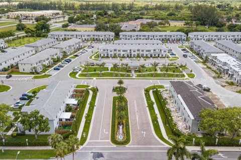 Adosado en venta en Homestead, Florida, 3 dormitorios, 143.53 m2 № 1830295 - foto 7
