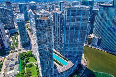 Condo in Miami, Florida, 2 bedrooms  № 2252078 - photo 14