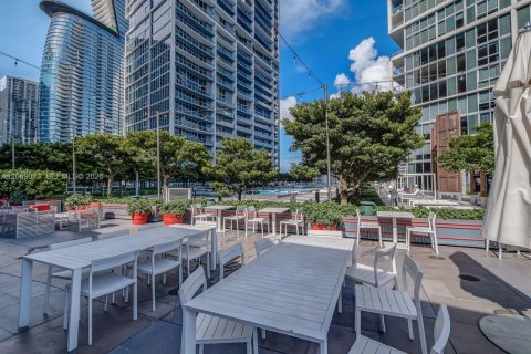 Condo in Miami, Florida, 2 bedrooms  № 2252078 - photo 20