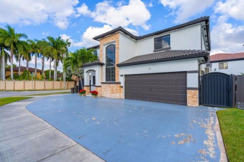 Купить виллу или дом в Майами, Флорида 4 спальни, 233.84м2, № 1971477 - фото 2