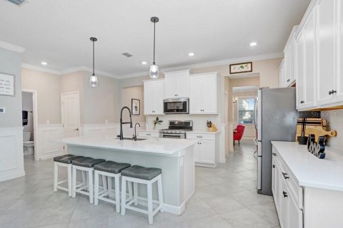 Casa en venta en Land O' Lakes, Florida, 5 dormitorios, 350.52 m2 № 2321192 - foto 6