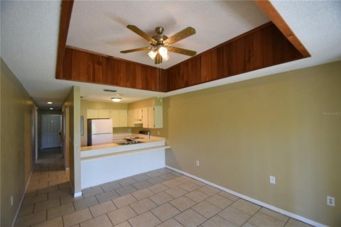 Condo in Mulberry, Florida, 2 bedrooms  № 1913338 - photo 2