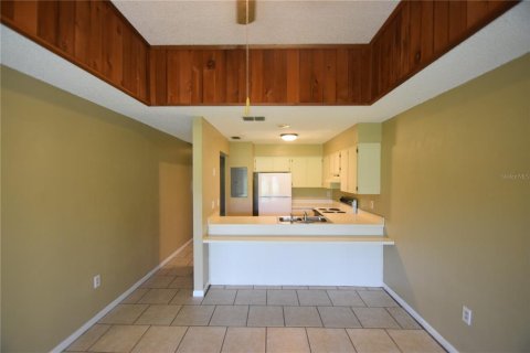 Condo in Mulberry, Florida, 2 bedrooms  № 1913338 - photo 4