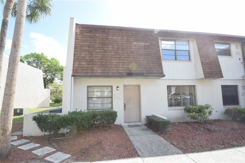 Condo in Mulberry, Florida, 2 bedrooms  № 1913338 - photo 1