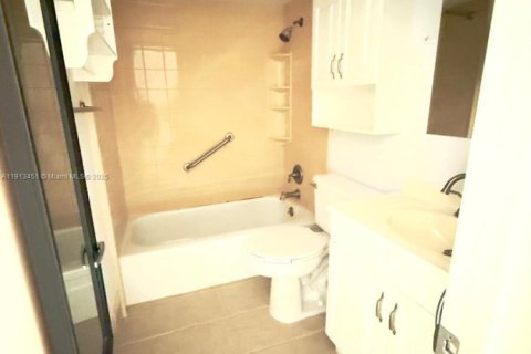 Copropriété à louer à West Palm Beach, Floride: 1 chambre, 52.95 m2 № 1969834 - photo 12