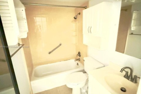 Copropriété à louer à West Palm Beach, Floride: 1 chambre, 52.95 m2 № 1969834 - photo 11