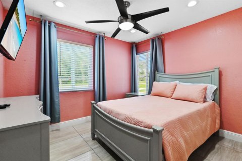 House in Palm Springs, Florida 3 bedrooms, 132.01 sq.m. № 2180225 - photo 18