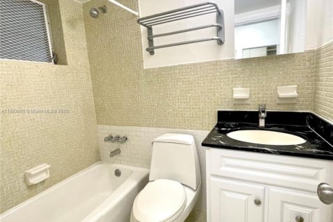Copropriété à louer à Miami Beach, Floride: 45.52 m2 № 1932371 - photo 8
