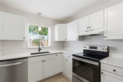 Immobilier commercial à vendre à Sarasota, Floride: 6 chambres, 196.77 m2 № 2147429 - photo 8