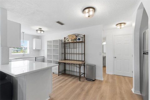 Immobilier commercial à vendre à Sarasota, Floride: 6 chambres, 196.77 m2 № 2147429 - photo 26
