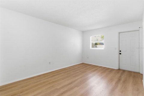 Immobilier commercial à vendre à Sarasota, Floride: 6 chambres, 196.77 m2 № 2147429 - photo 14