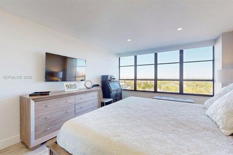 Copropriété à louer à Hallandale Beach, Floride: 2 chambres, 130.06 m2 № 2020996 - photo 29