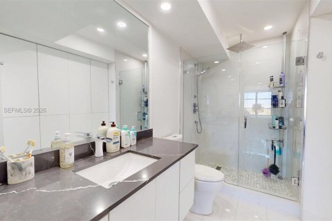 Copropriété à louer à Hallandale Beach, Floride: 2 chambres, 130.06 m2 № 2020996 - photo 30