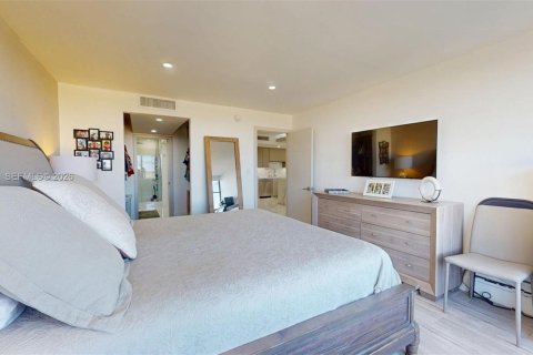 Copropriété à louer à Hallandale Beach, Floride: 2 chambres, 130.06 m2 № 2020996 - photo 26