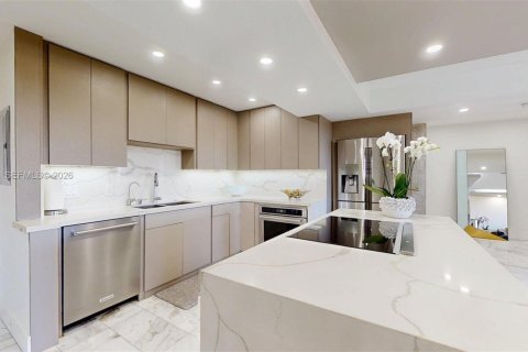 Copropriété à louer à Hallandale Beach, Floride: 2 chambres, 130.06 m2 № 2020996 - photo 9