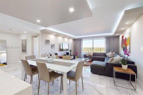 Copropriété à louer à Hallandale Beach, Floride: 2 chambres, 130.06 m2 № 2020996 - photo 8