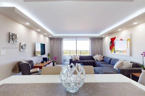 Condo à Hallandale Beach, Floride, 2 chambres  № 2020996