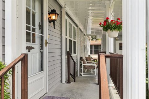House in Lady Lake, Florida 2 bedrooms, 128.95 sq.m. № 1876060 - photo 6