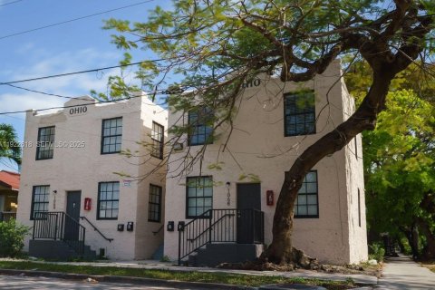 Villa ou maison à louer à Miami, Floride: 1 chambre, 51.1 m2 № 1983542 - photo 1