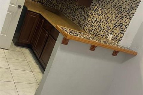Casa en venta en Tampa, Florida, 3 dormitorios, 116.22 m2 № 2369329 - foto 28