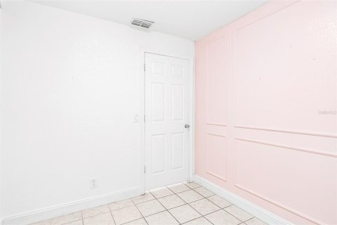 Casa en venta en Tampa, Florida, 3 dormitorios, 116.22 m2 № 2369329 - foto 17