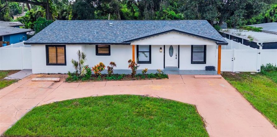 Casa en Tampa, Florida 3 dormitorios, 116.22 m2 № 2369329