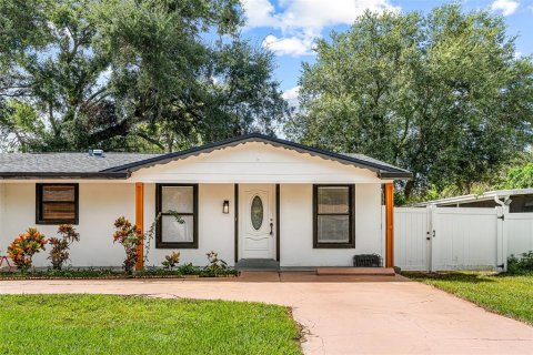 Casa en venta en Tampa, Florida, 3 dormitorios, 116.22 m2 № 2369329 - foto 5