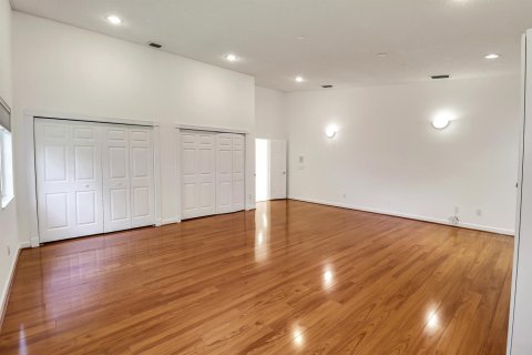 House in Plantation, Florida 4 bedrooms, 321.53 sq.m. № 2191659 - photo 24