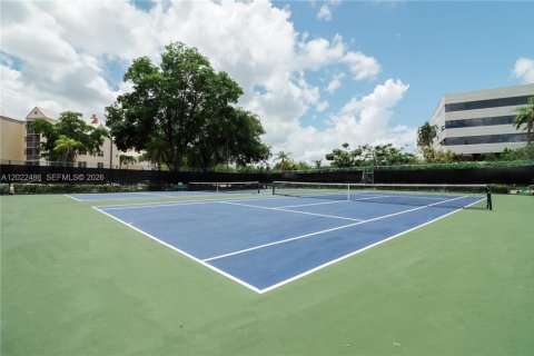 Copropriété à vendre à Doral, Floride: 1 chambre, 75.25 m2 № 2257040 - photo 14