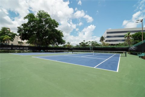 Copropriété à vendre à Doral, Floride: 1 chambre, 75.25 m2 № 2257040 - photo 13