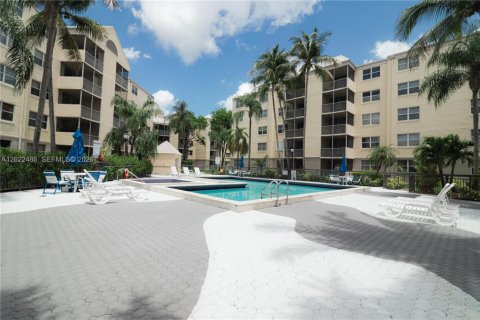 Copropriété à vendre à Doral, Floride: 1 chambre, 75.25 m2 № 2257040 - photo 15