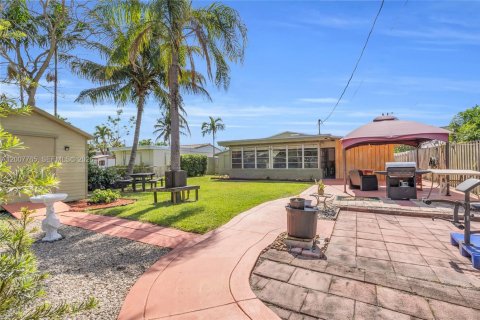 Casa en venta en Hollywood, Florida, 3 dormitorios, 147.16 m2 № 2170853 - foto 21