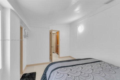 Casa en venta en Hollywood, Florida, 3 dormitorios, 147.16 m2 № 2170853 - foto 30