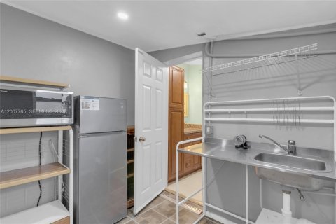 Casa en venta en Hollywood, Florida, 3 dormitorios, 147.16 m2 № 2170853 - foto 26