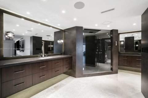 Condo in Bal Harbour, Florida, 3 bedrooms  № 1850528 - photo 25
