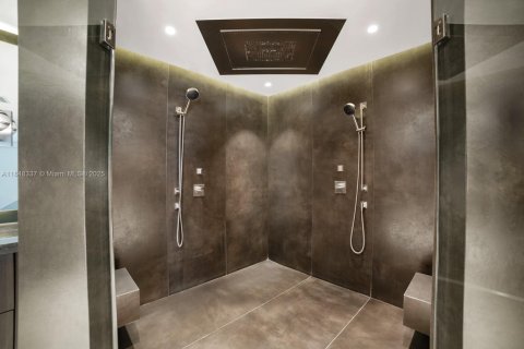 Condo in Bal Harbour, Florida, 3 bedrooms  № 1850528 - photo 24