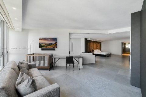 Condo in Bal Harbour, Florida, 3 bedrooms  № 1850528 - photo 30
