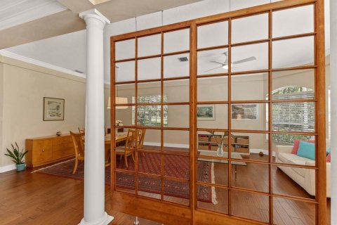 House in University Park, Florida 3 bedrooms, 269.6 sq.m. № 1838501 - photo 5