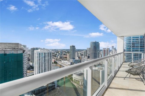 Copropriété à vendre à Miami, Floride: 2 chambres, 119.47 m2 № 1872752 - photo 11