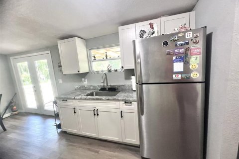 Propiedad comercial en venta en Reddick, Florida, 225.2 m2 № 1873487 - foto 12
