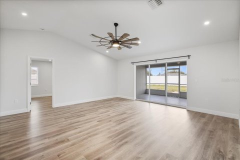 Villa ou maison à vendre à Englewood, Floride: 3 chambres, 171.78 m2 № 2354365 - photo 5