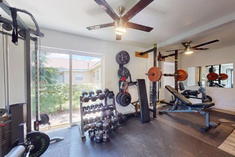 House in New Smyrna Beach, Florida 3 bedrooms, 123.28 sq.m. № 1885244 - photo 27