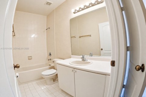 Copropriété à louer à Homestead, Floride: 2 chambres, 86.4 m2 № 2405840 - photo 13