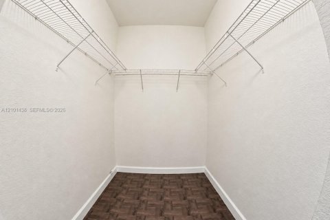 Copropriété à louer à Homestead, Floride: 2 chambres, 86.4 m2 № 2405840 - photo 11