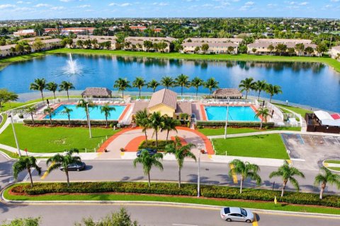 Copropriété à louer à Homestead, Floride: 2 chambres, 86.4 m2 № 2405840 - photo 9