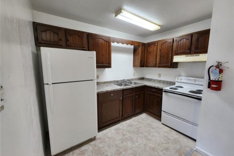 Appartement à louer à Gainesville, Floride: 2 chambres, 77.76 m2 № 1690705 - photo 6