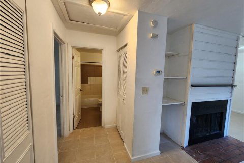 Appartement à louer à Gainesville, Floride: 2 chambres, 77.76 m2 № 1690705 - photo 2